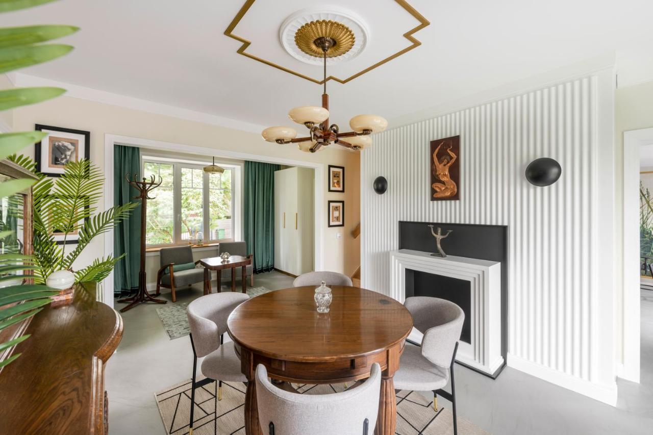 Suite With Private Bathroom At Three Bedroom Interwar Villa Grabyte With Daily Spaces To Share By Pine Forest On The Bank Of The River- 8Min By Car From Old Town 카우나스 외부 사진